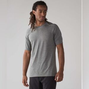 LULU LEMON Metal Vent Tech 2.0 Short-Sleeve Shirt